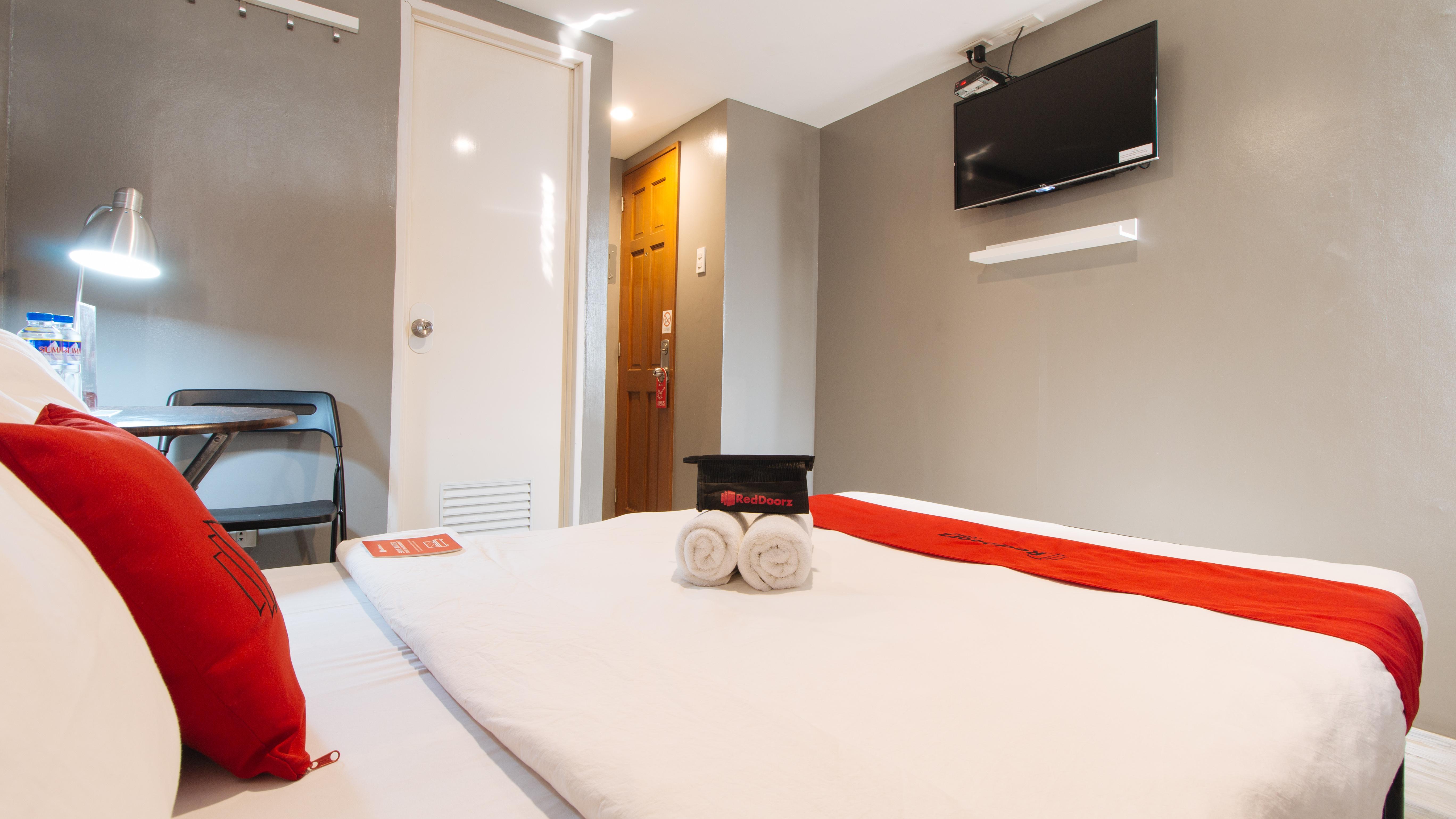 Hotel Reddoorz At Rosemarie 2*