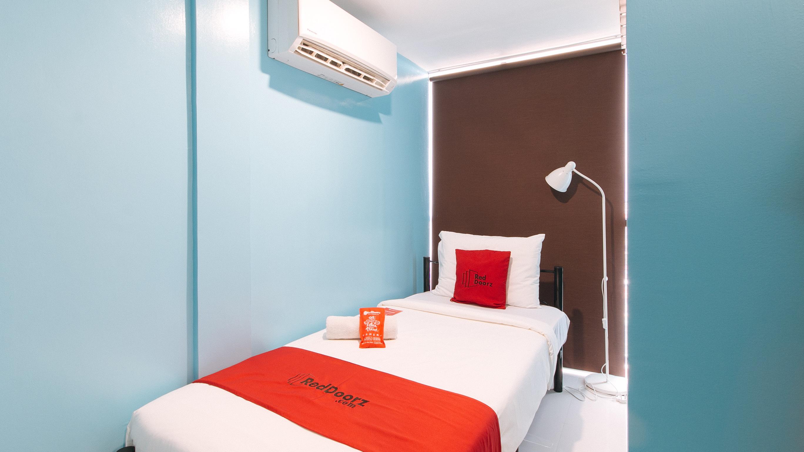 Reddoorz At Rosemarie 2* Pasay